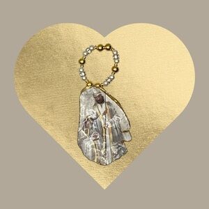 Handmade Handcrafted Oyster Shell Ornament – Holy Family Nativity Scene